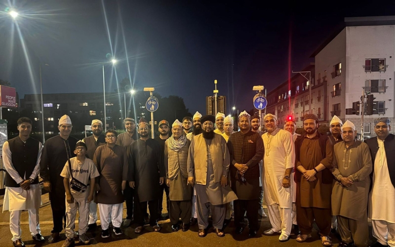 Gathering for a spiritual discourse